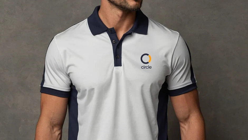 Why Polo T-Shirts with Logos are the Perfect Blend of Style and Professionalism