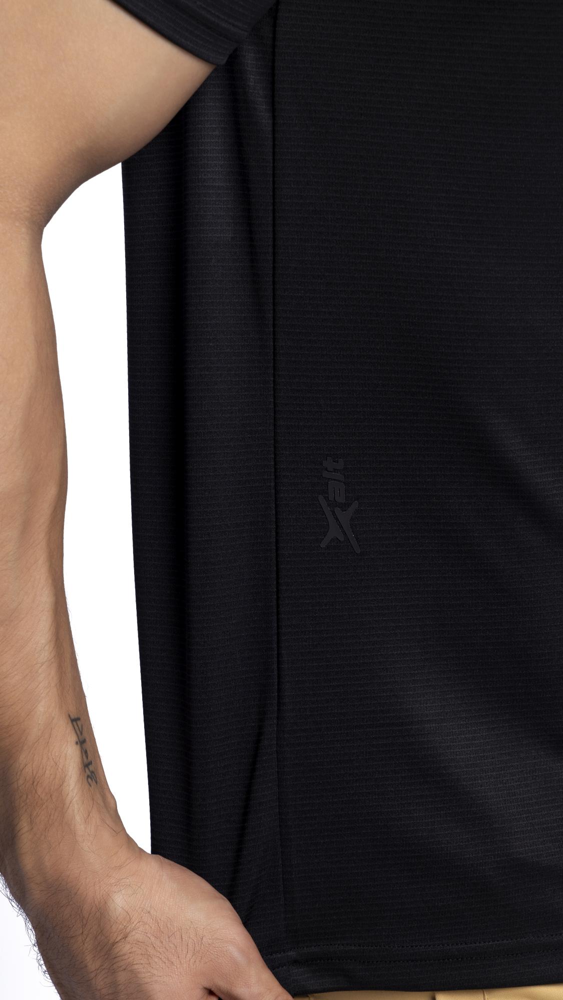 Xalt Life Urban Grid 1 Black V NECK