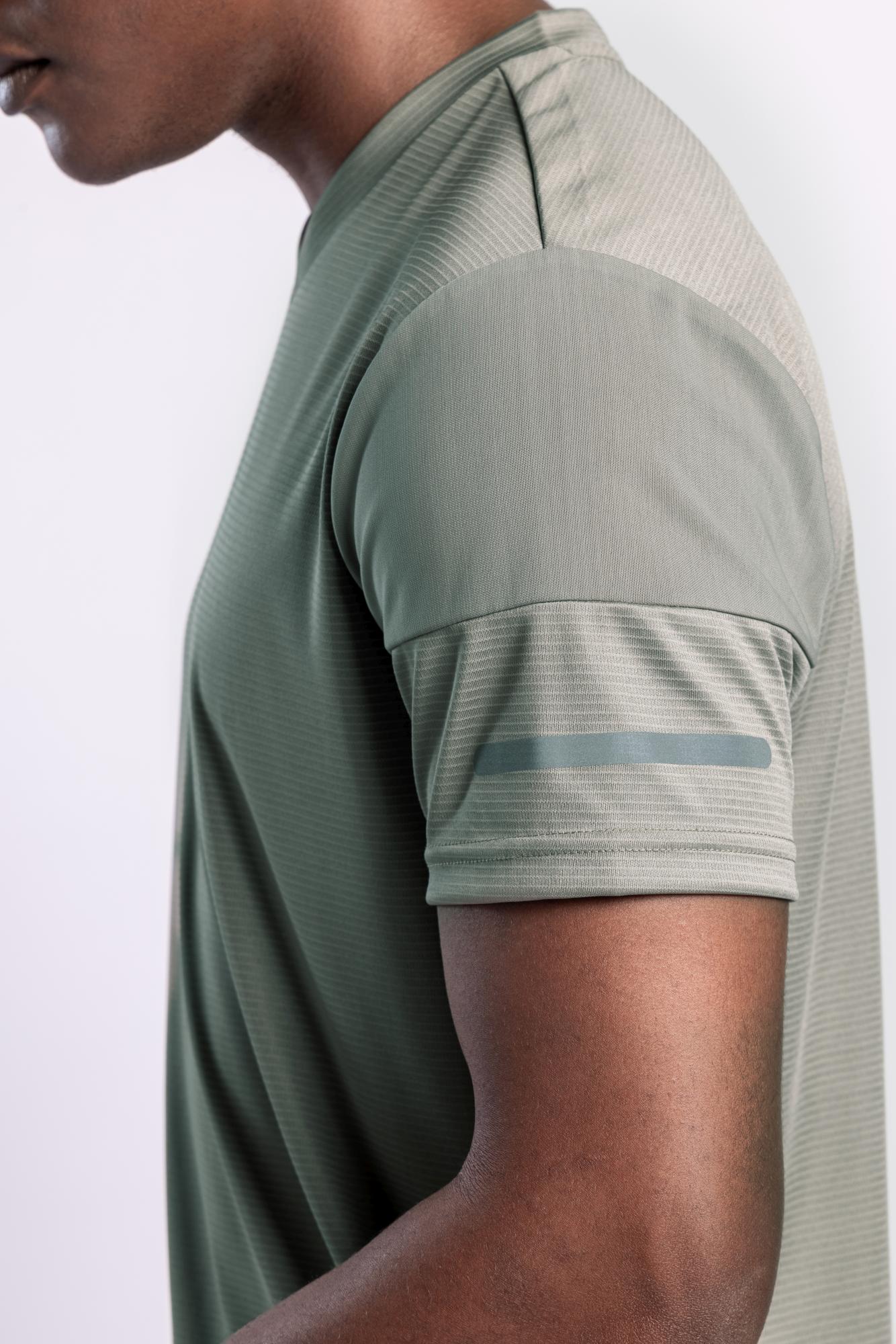 Xalt Life Urban Grid 1 Sage Green V NECK