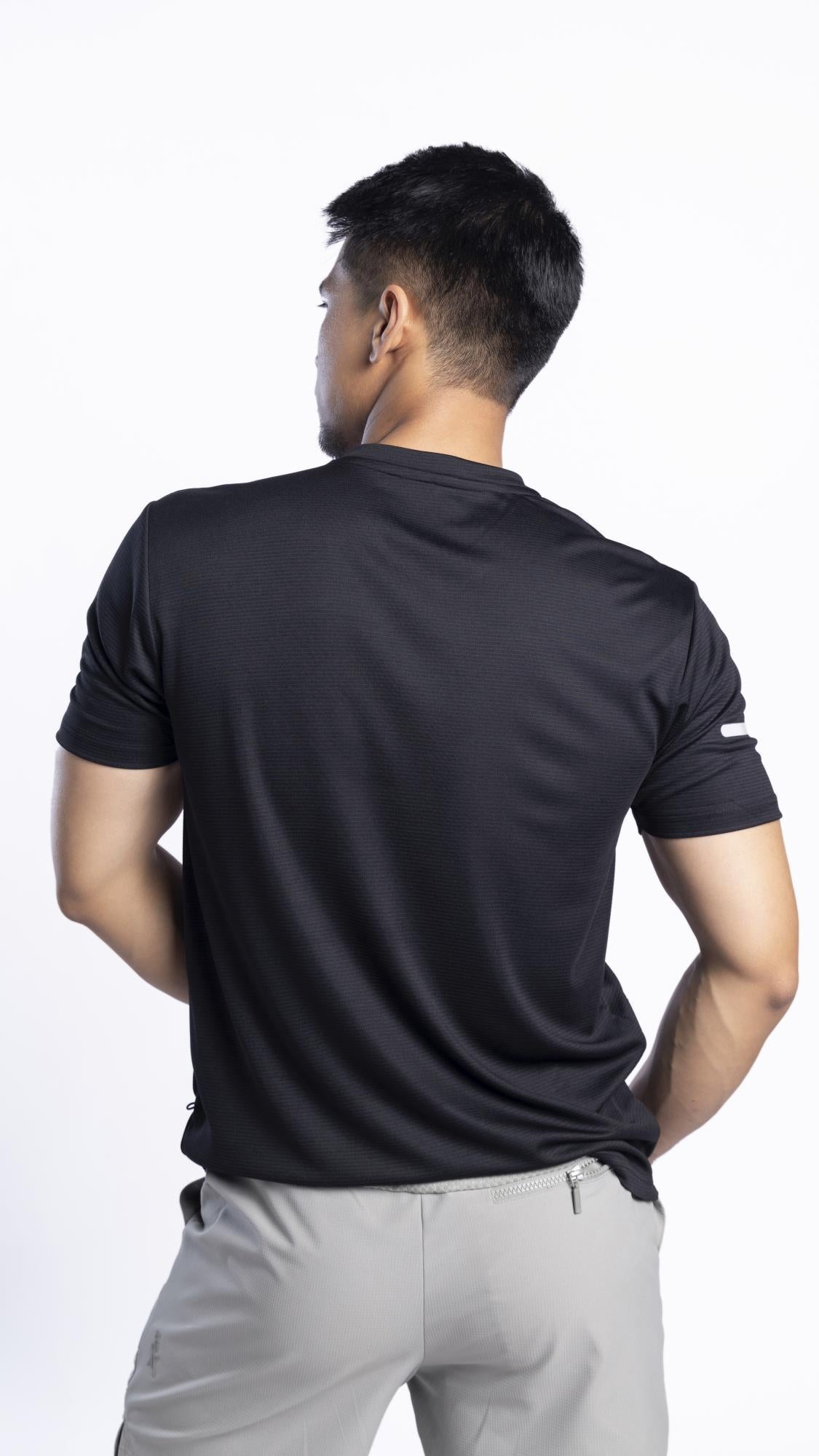 Xalt Life Urban Grid 2 Black V NECK